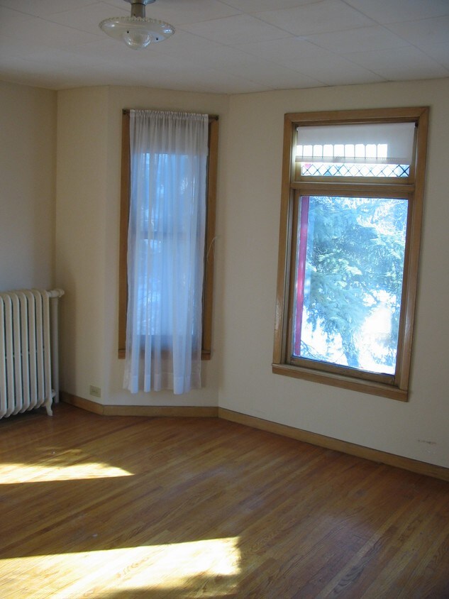 Foto principal - 1307 Talmage Ave SE