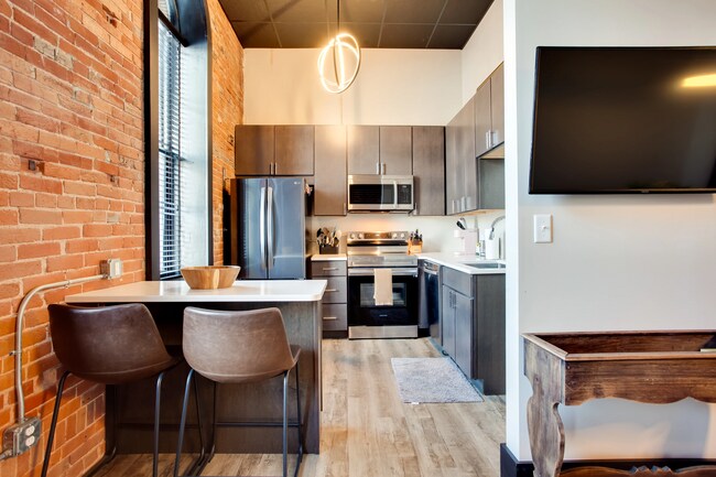 Foto del edificio - 130 N 5th St