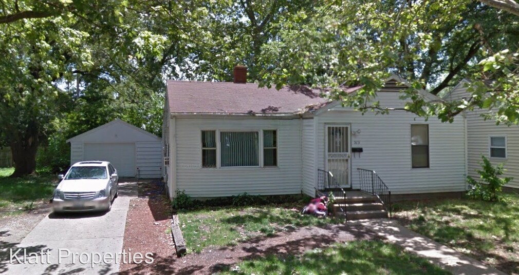 Primary Photo - 513 E Bradley Ave