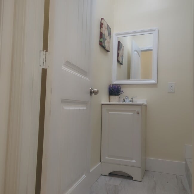 Building Photo - 1225 S 2nd St