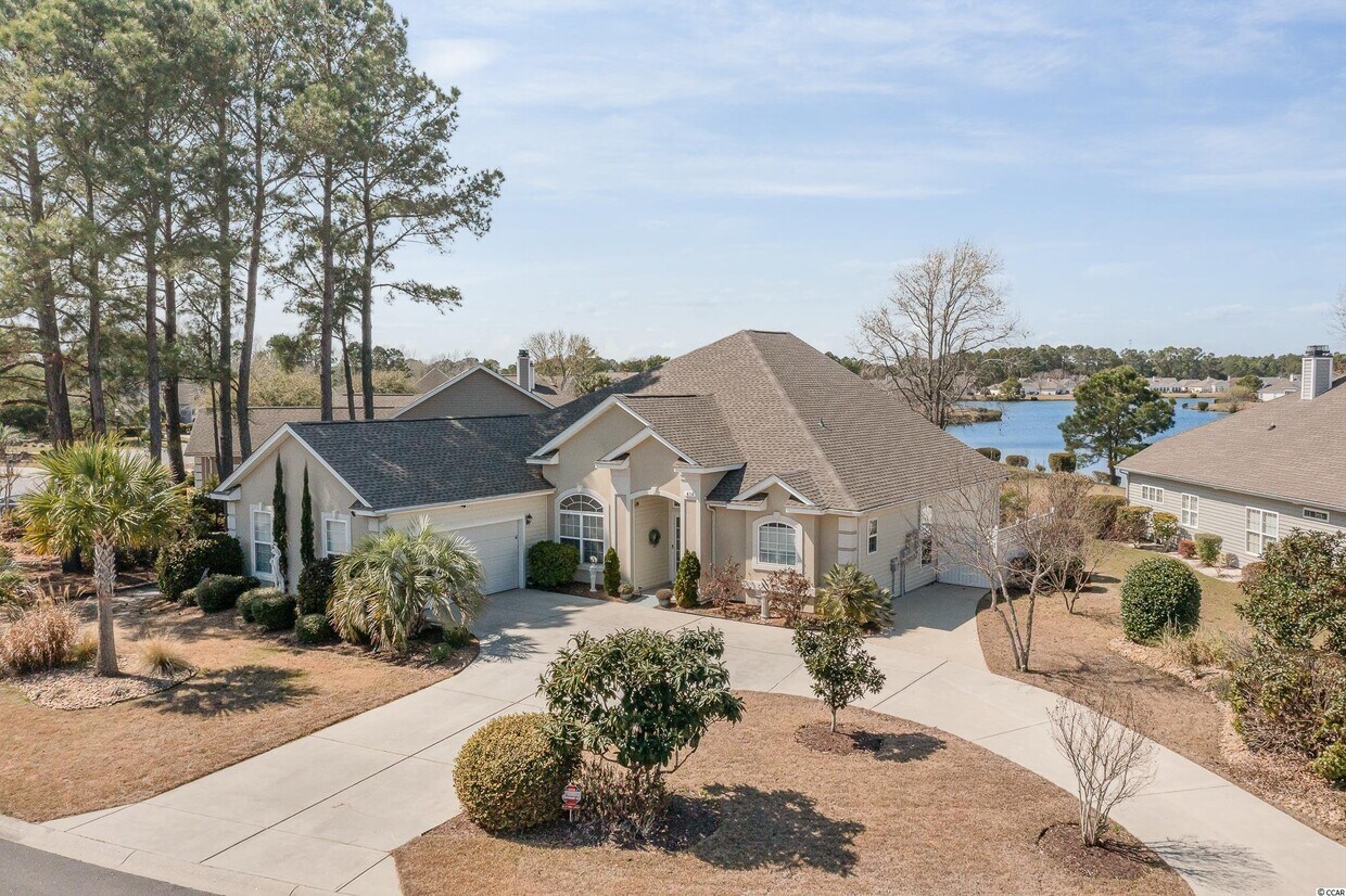 414 Carriage Lake Dr, Little River, SC 29566 House Rental in Little