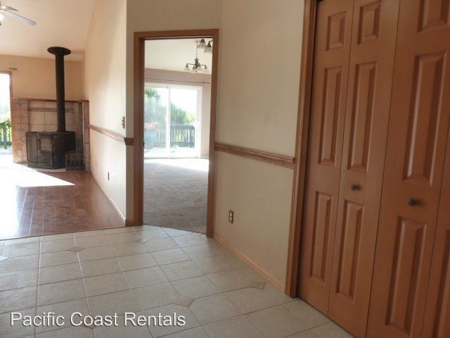 Building Photo - 3 br, 2 bath House - 6060 Humboldt Hill Road