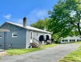 Foto principal - 2073 Castleton Rd