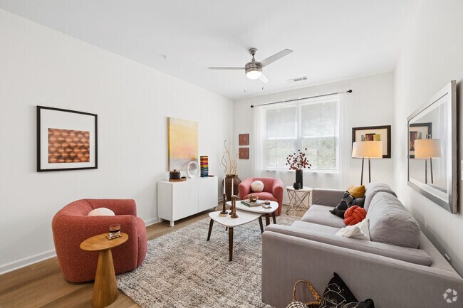3 habitaciones, 2 baños - 104 m² - Sala de estar - Holston Commons