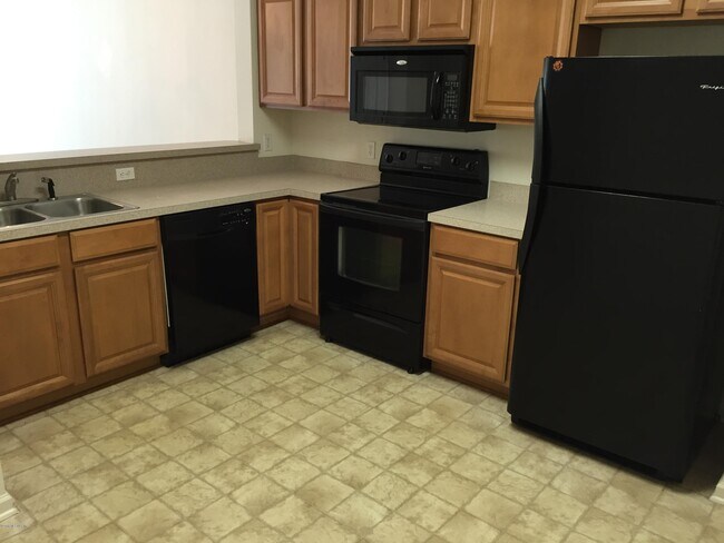 Building Photo - 894 Scrub Jay Dr
