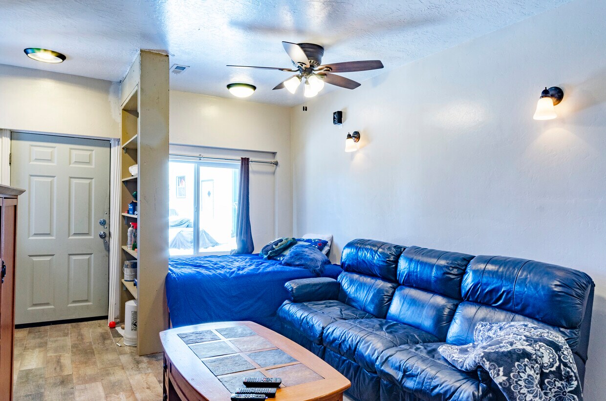 Primary Photo - 22130 N 11750 E