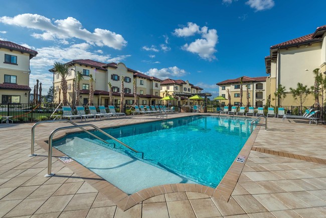 The Reef- Student Living Rentals - Fort Myers, FL | Apartments.com