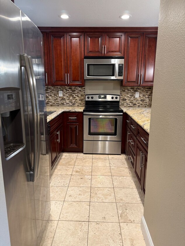 Primary Photo - Hartz Property Management presents 1663 S....