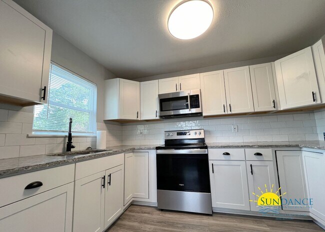 Foto del edificio - Great Cottage with many custom updates!