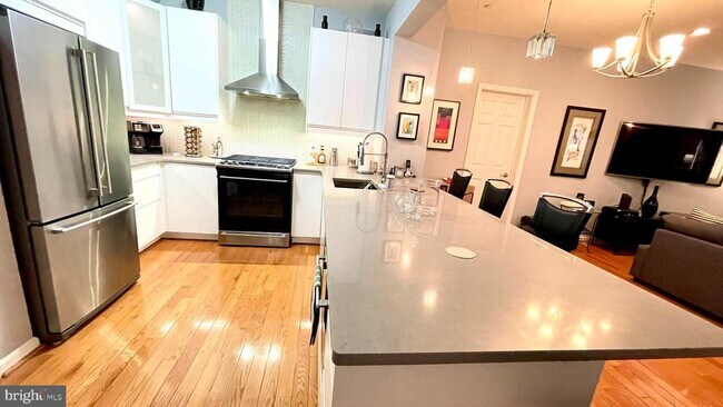 Foto del edificio - 4436 Driftwood Dr