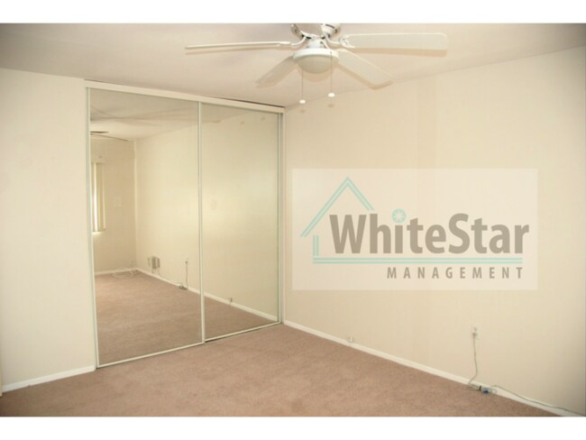 Building Photo - 42605 Kansas St