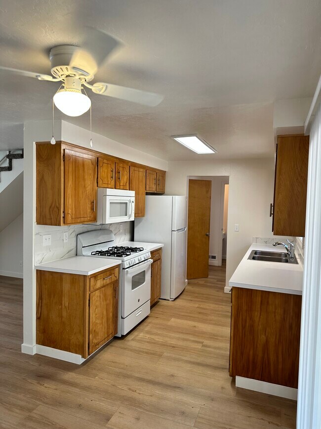 Foto del edificio - 1253 Piper Ln