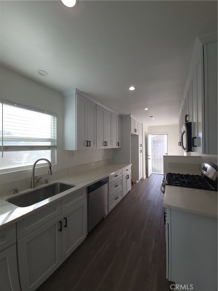 Building Photo - 13315 S Avalon Blvd