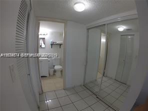 Foto del edificio - 2025 NE 164th St