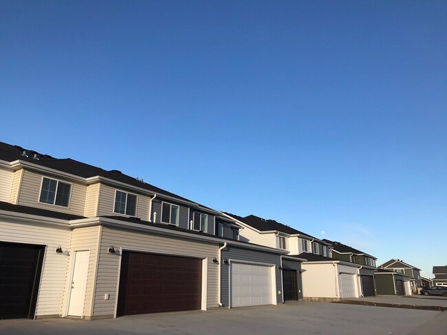 Foto del edificio - Valley View Townhomes