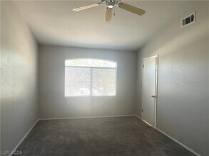 Building Photo - 5415 W Harmon Ave