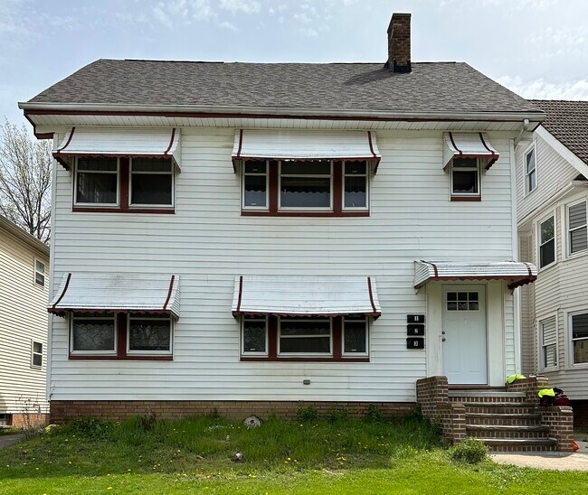 Foto del edificio - 1643 Coventry Rd