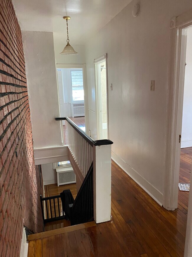 Hall - 3817 N Bouvier St