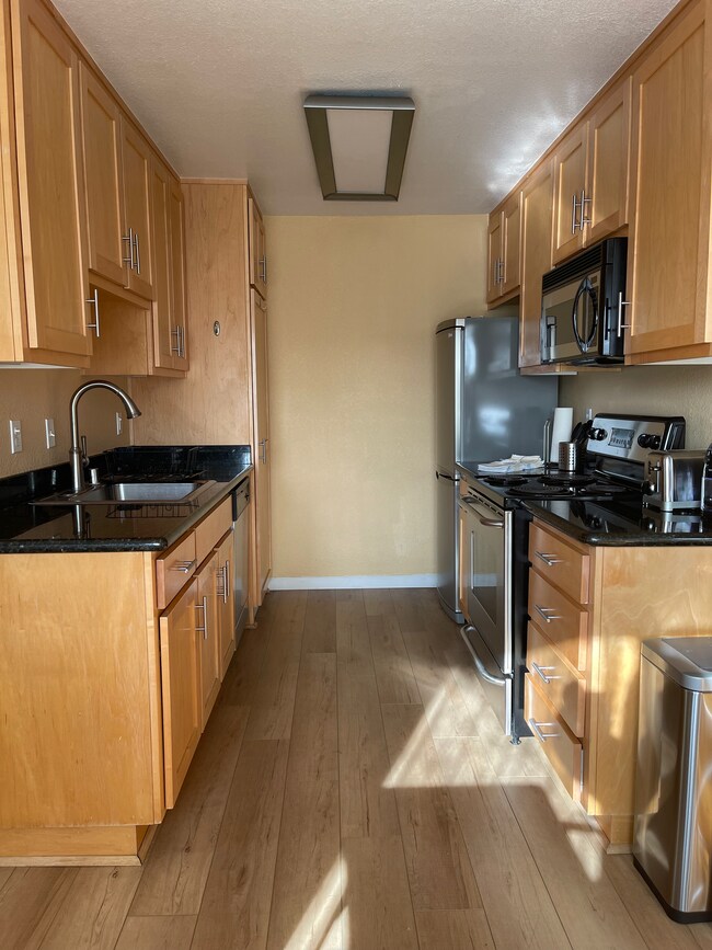 900 Cambridge Dr Unit 71, Benicia, CA 94510 Condo for Rent in Benicia, CA