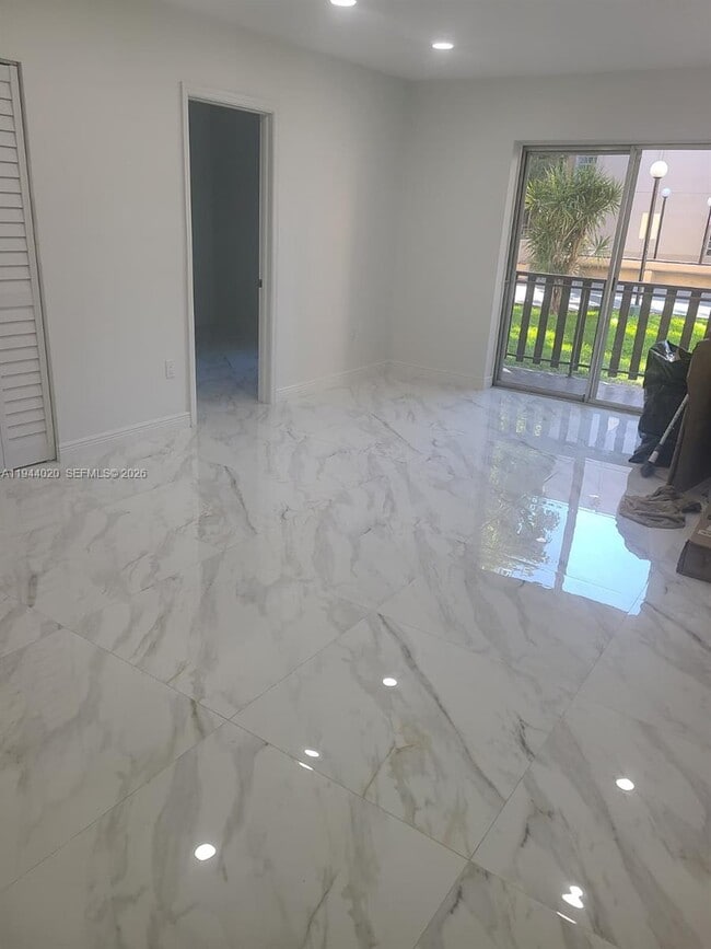 Foto del edificio - 4713 NW 7th St