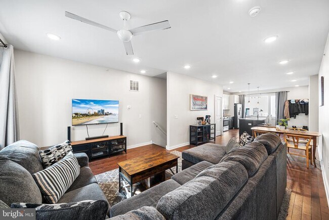 Foto del edificio - 1640 N 5th Ct