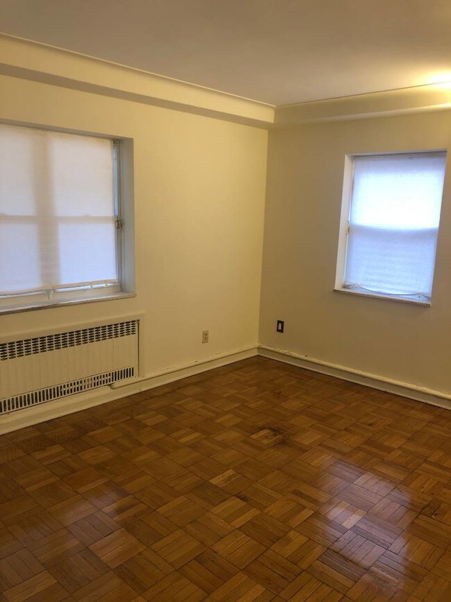 Foto del edificio - 105 Wakefield Ave