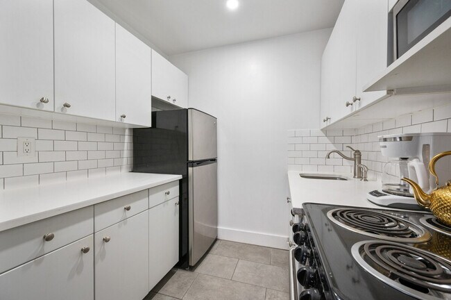 Foto del edificio - 132 E 45th St