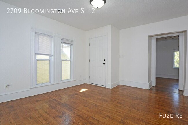 Foto del edificio - 2709 Bloomington Ave