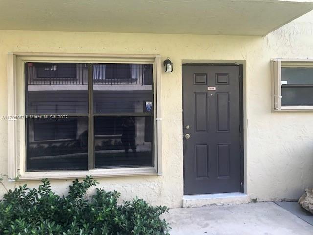 Foto del edificio - 10068 NW 6th St