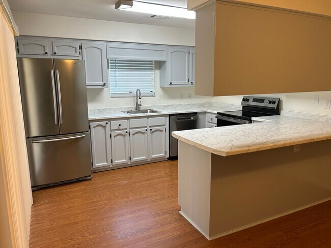 Foto del edificio - 3219 Thomasville Rd