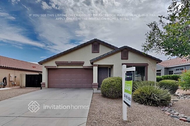 Building Photo - 38166 N Sandy Dr
