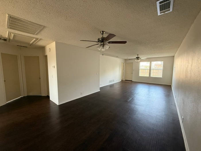 Foto principal - 9625 Brierwyck Dr