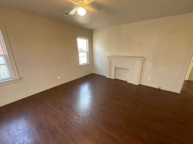 Foto del edificio - 2328 SW 30th St