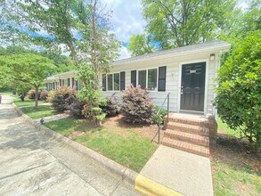 Building Photo - 40 Willowbrook Dr NW