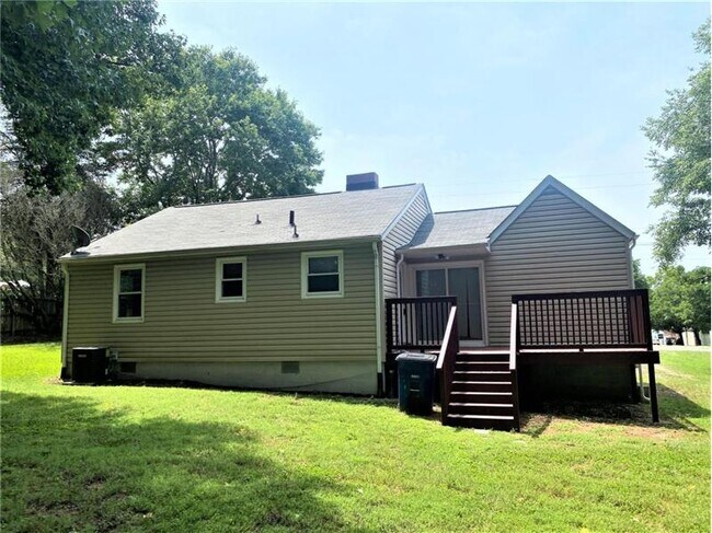 Building Photo - 4046 Patsy Dr