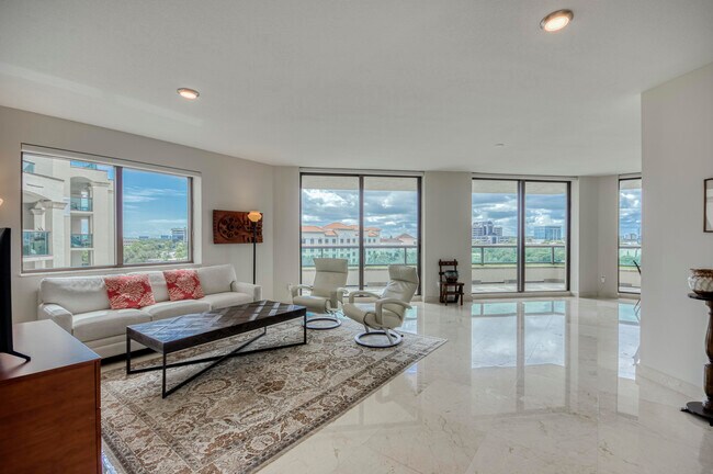 Foto del edificio - 3630 Gardens Pkwy