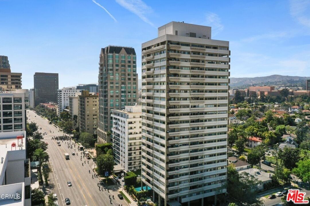 Primary Photo - 10701 Wilshire Blvd