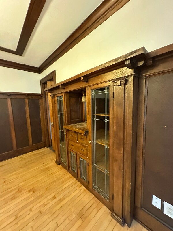 Building Photo - 319 E Montana St