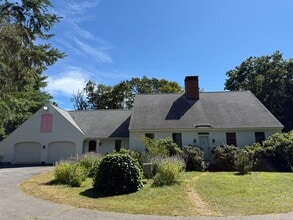 Building Photo - 129 Sunset Ridge Rd
