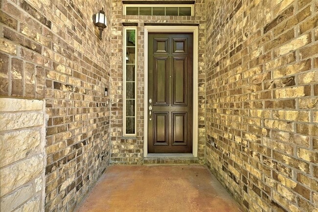 Building Photo - 229 Enchanted Woods Trail
