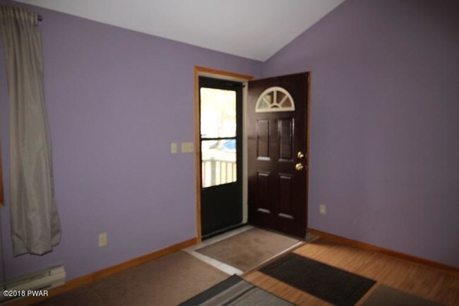Building Photo - 15 Beech Cir