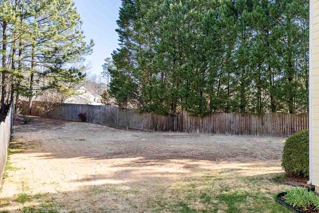 Building Photo - 303 Montvale Ct