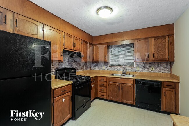 Foto del edificio - 7324 Caribou Trail