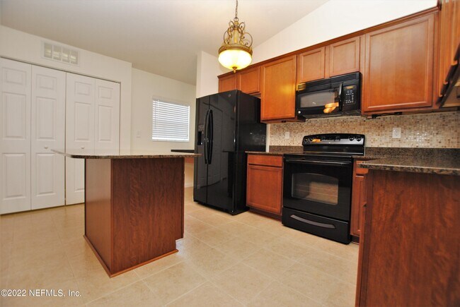 Foto del edificio - 6633 Jefferson Garden Ct