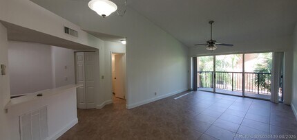 Building Photo - 8721 Wiles Rd
