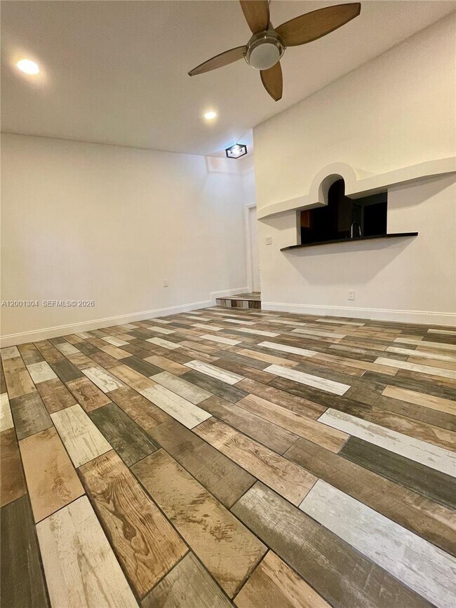 Foto del edificio - 11288 SW 9th Ct