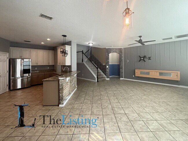 Photo - 3795 Marietta Way House