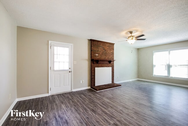 Foto del edificio - 11731 Charnwood Ct
