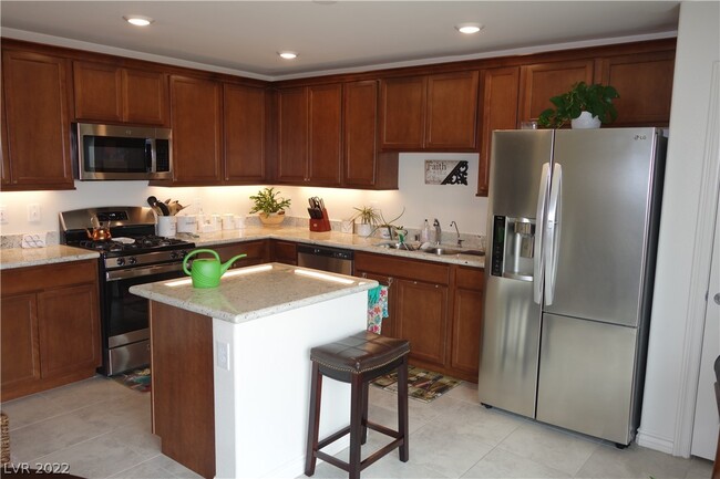 Building Photo - 296 Quail Finch Dr