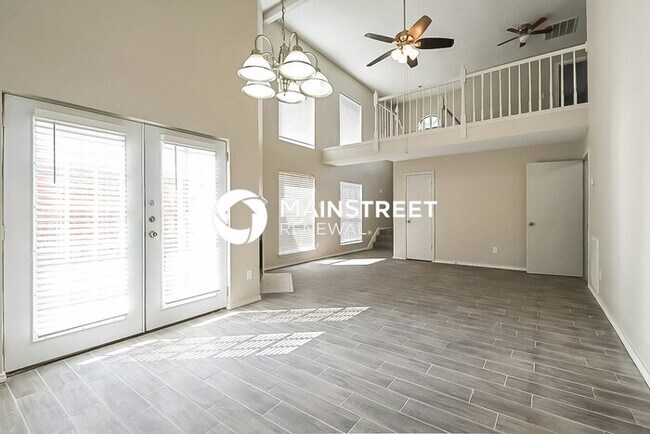 Building Photo - 3 Bedroom Pet-Friendly Home in Garland, TX with Main Street Renewal
